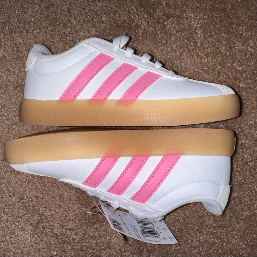 adidas Kids Shoes in White and Pink - Picture 4 of 7